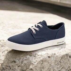 NWT Sun + Stone Men’s Kiva Core Lace Up Sneakers